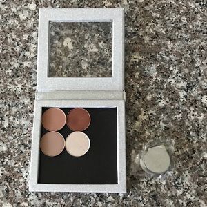 MAC Eyeshadows x4 & Z Palette